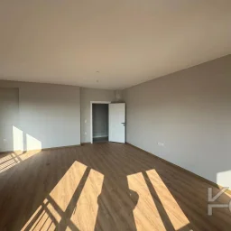 Laci̇vert Cadde Kozyataği Central Hospi̇tal Yakını Sıfır 95 M² Net