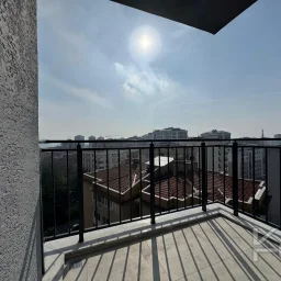 Laci̇vert Cadde Kozyataği Central Hospi̇tal Yakını Sıfır 95 M² Net
