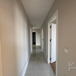 Laci̇vert Cadde Kozyataği Central Hospi̇tal Yakını Sıfır 95 M² Net
