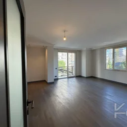 Lacivert Cadde  Şaşkinbakkal Marks&spencer Yakini Bi̇rgen İnş. Yapimi 130m² Net 4+1