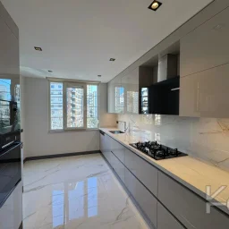 Lacivert Cadde  Şaşkinbakkal Marks&spencer Yakini Bi̇rgen İnş. Yapimi 130m² Net 4+1