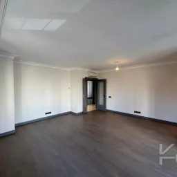 Lacivert Cadde  Şaşkinbakkal Marks&spencer Yakini Bi̇rgen İnş. Yapimi 130m² Net 4+1
