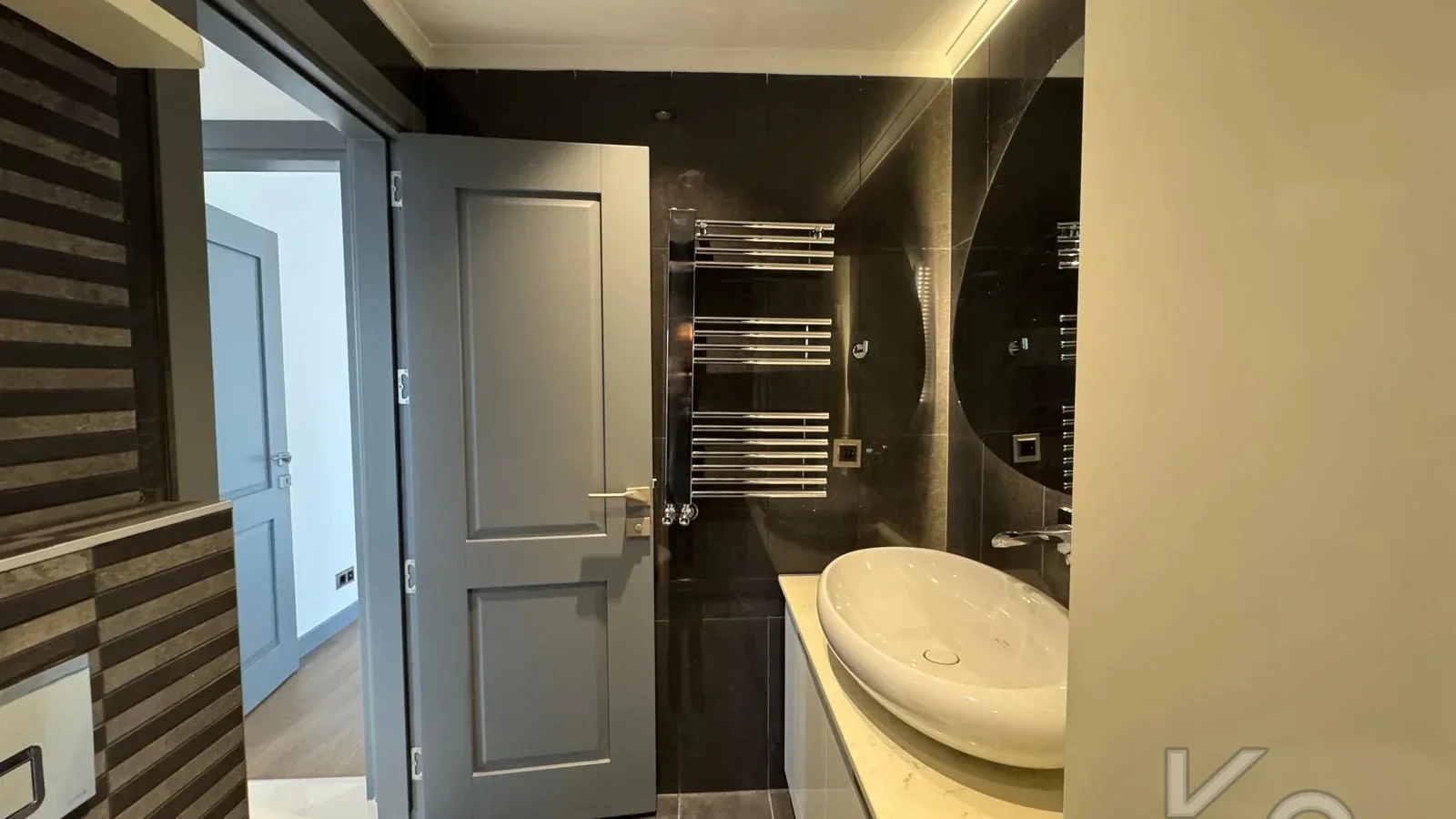 Lacivert Cadde  Şaşkinbakkal Marks&spencer Yakini Bi̇rgen İnş. Yapimi 130m² Net 4+1