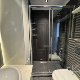 Lacivert Cadde  Şaşkinbakkal Marks&spencer Yakini Bi̇rgen İnş. Yapimi 130m² Net 4+1
