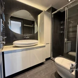 Lacivert Cadde  Şaşkinbakkal Marks&spencer Yakini Bi̇rgen İnş. Yapimi 130m² Net 4+1