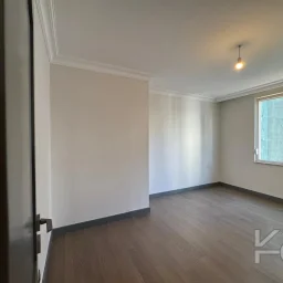 Lacivert Cadde  Şaşkinbakkal Marks&spencer Yakini Bi̇rgen İnş. Yapimi 130m² Net 4+1