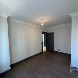 Lacivert Cadde  Şaşkinbakkal Marks&spencer Yakini Bi̇rgen İnş. Yapimi 130m² Net 4+1
