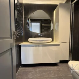 Lacivert Cadde  Şaşkinbakkal Marks&spencer Yakini Bi̇rgen İnş. Yapimi 130m² Net 4+1