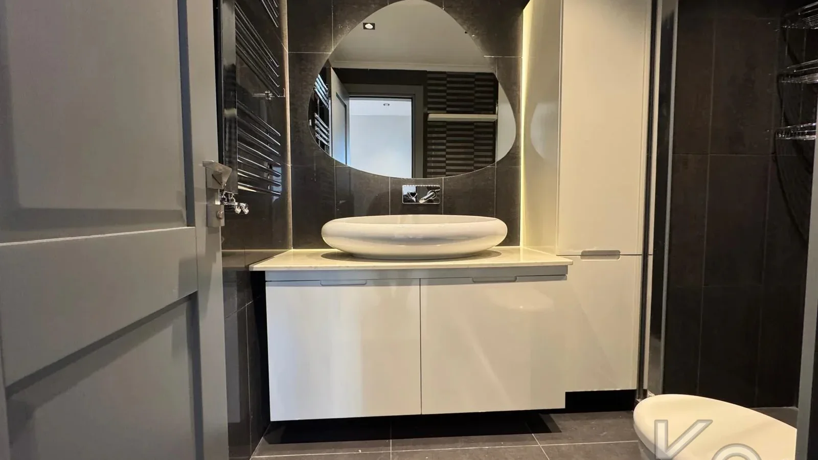 Lacivert Cadde  Şaşkinbakkal Marks&spencer Yakini Bi̇rgen İnş. Yapimi 130m² Net 4+1