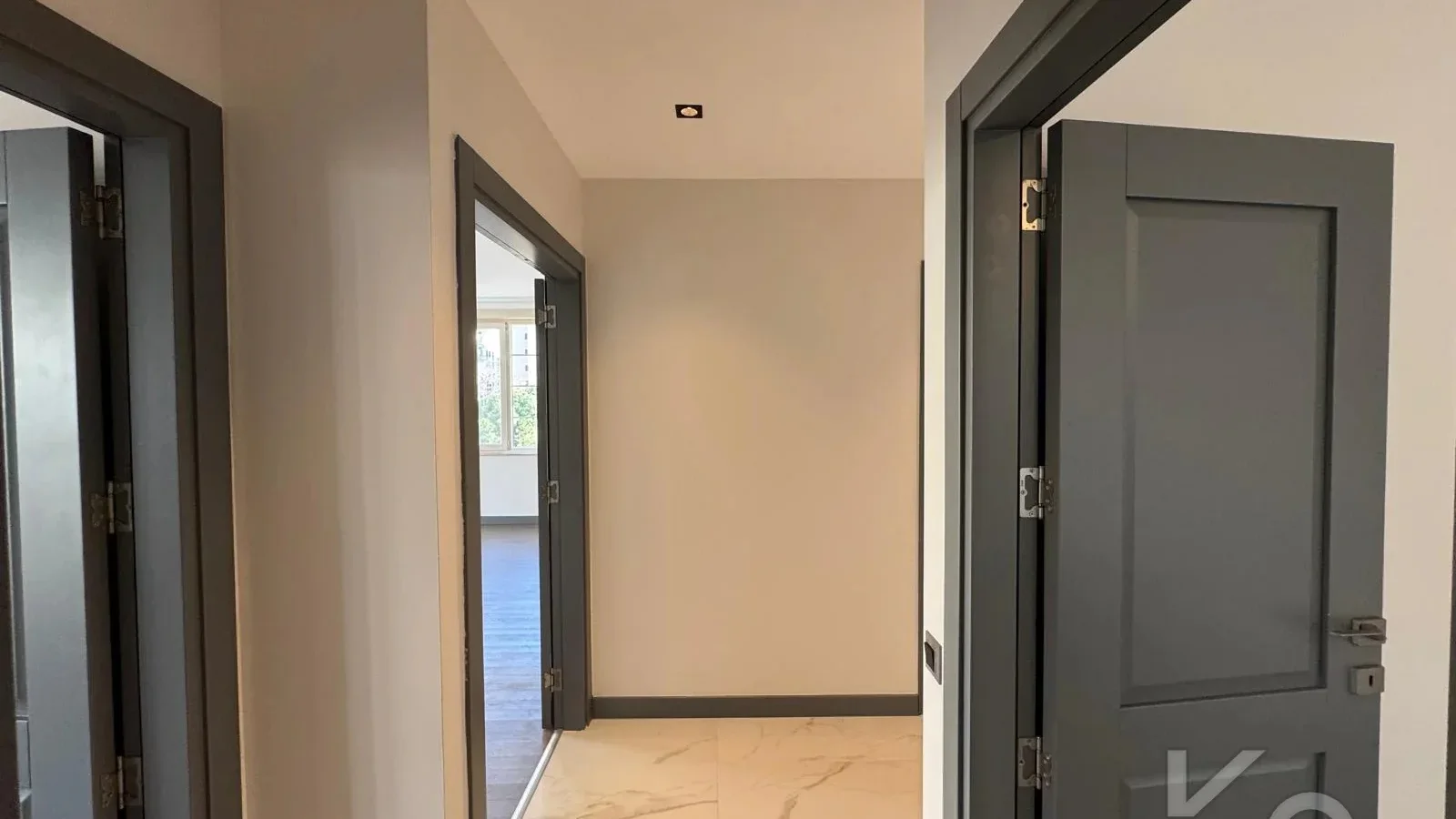 Lacivert Cadde  Şaşkinbakkal Marks&spencer Yakini Bi̇rgen İnş. Yapimi 130m² Net 4+1
