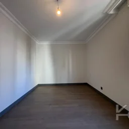 Lacivert Cadde  Şaşkinbakkal Marks&spencer Yakini Bi̇rgen İnş. Yapimi 130m² Net 4+1