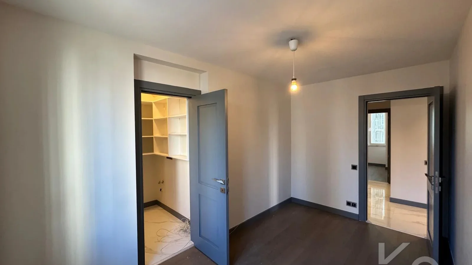 Lacivert Cadde  Şaşkinbakkal Marks&spencer Yakini Bi̇rgen İnş. Yapimi 130m² Net 4+1