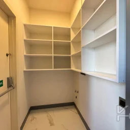 Lacivert Cadde  Şaşkinbakkal Marks&spencer Yakini Bi̇rgen İnş. Yapimi 130m² Net 4+1