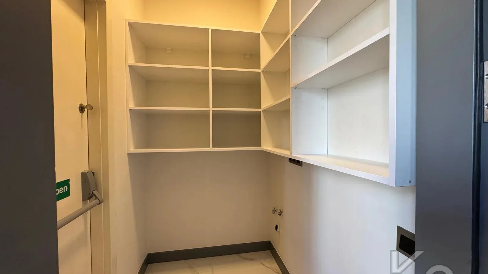 Lacivert Cadde  Şaşkinbakkal Marks&spencer Yakini Bi̇rgen İnş. Yapimi 130m² Net 4+1