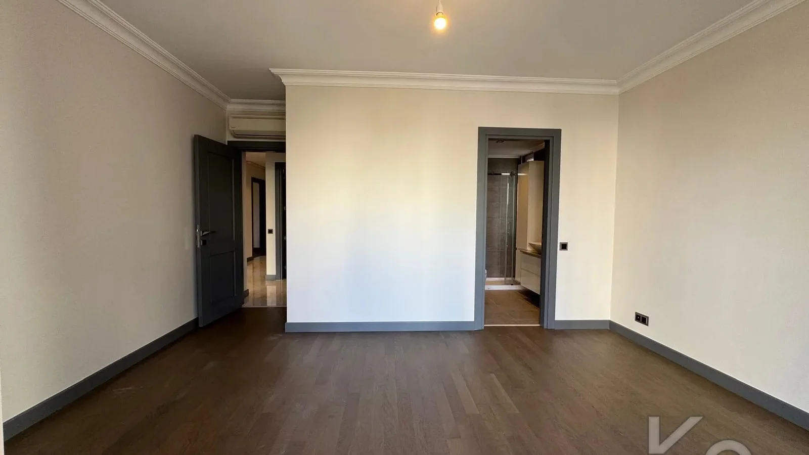 Lacivert Cadde  Şaşkinbakkal Marks&spencer Yakini Bi̇rgen İnş. Yapimi 130m² Net 4+1