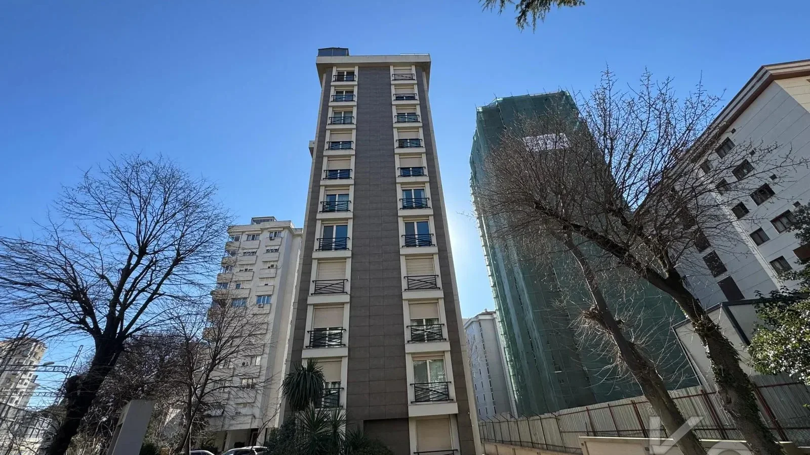 Lacivert Cadde  Şaşkinbakkal Marks&spencer Yakini Bi̇rgen İnş. Yapimi 130m² Net 4+1