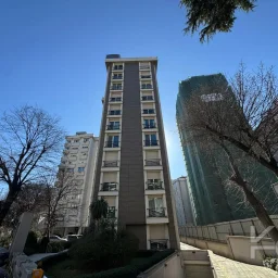 Lacivert Cadde  Şaşkinbakkal Marks&spencer Yakini Bi̇rgen İnş. Yapimi 130m² Net 4+1