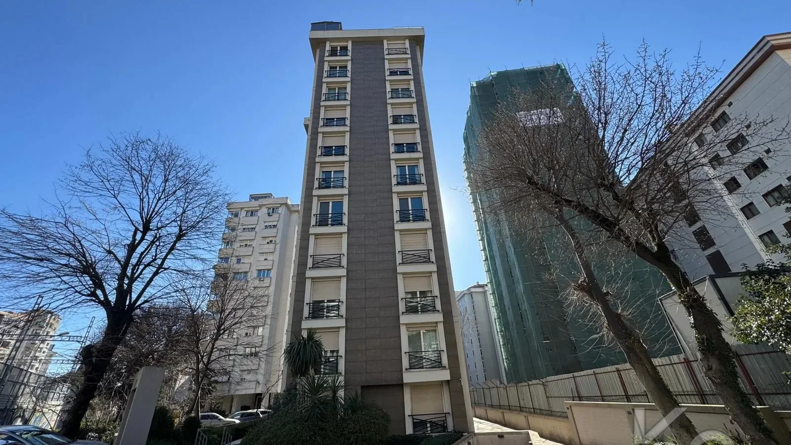 Lacivert Cadde  Şaşkinbakkal Marks&spencer Yakini Bi̇rgen İnş. Yapimi 130m² Net 4+1