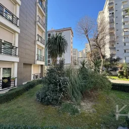 Lacivert Cadde  Şaşkinbakkal Marks&spencer Yakini Bi̇rgen İnş. Yapimi 130m² Net 4+1