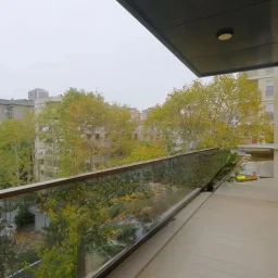 Lacivert Cadde Çam Fıstığı Sokak'ta Ebeveyn'li Balkonlu 140m² Net 3+1