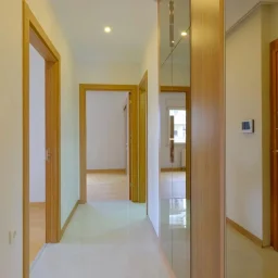 Lacivert Cadde Çam Fıstığı Sokak'ta Ebeveyn'li Balkonlu 140m² Net 3+1