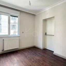 Academy Suadiye Tamamen Yenilenmiş Çok Şık Satılık 3+1 