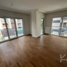 Laci̇vert Cadde Göztepe Tanzi̇mat'ta Balkonlu  95m² Net 3+1