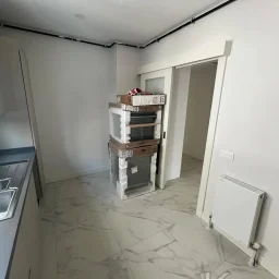 Laci̇vert Cadde Göztepe Tanzi̇mat'ta Balkonlu  95m² Net 3+1
