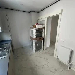 Laci̇vert Cadde Göztepe Tanzi̇mat'ta Balkonlu  95m² Net 3+1