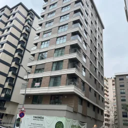 Laci̇vert Cadde Göztepe Tanzi̇mat'ta Balkonlu  95m² Net 3+1