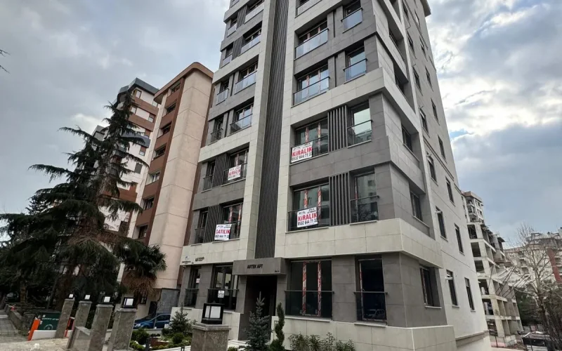 Laci̇vertcadde Erenköy'de Bağdat Cad.yakin Sifir 75m² Net 2+1