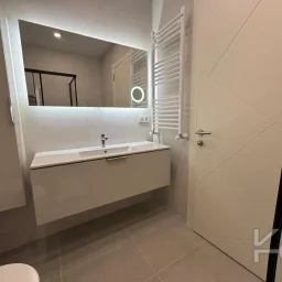 Laci̇vertcadde Erenköy'de Bağdat Cad.yakin Sifir 75m² Net 2+1