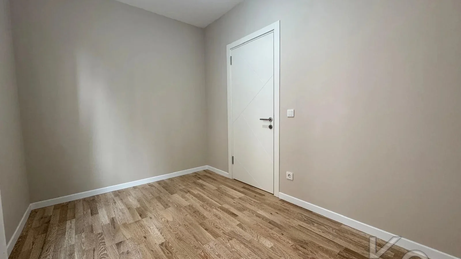 Laci̇vertcadde Erenköy'de Bağdat Cad.yakin Sifir 75m² Net 2+1