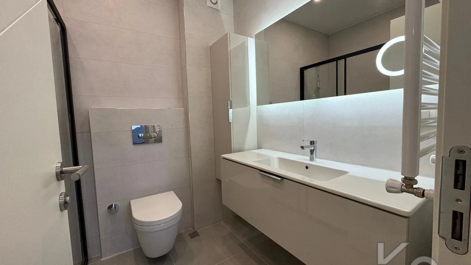 Laci̇vertcadde Erenköy'de Bağdat Cad.yakin Sifir 75m² Net 2+1