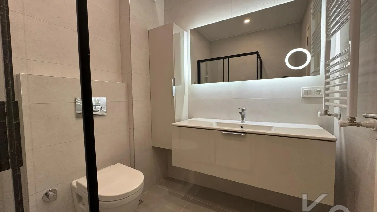 Laci̇vertcadde Erenköy'de Bağdat Cad.yakin Sifir 75m² Net 2+1