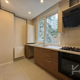 Laci̇vertcadde Erenköy'de Bağdat Cad.yakin Sifir 75m² Net 2+1