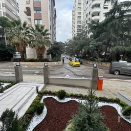 Laci̇vertcadde Erenköy'de Bağdat Cad.yakin Sifir 75m² Net 2+1