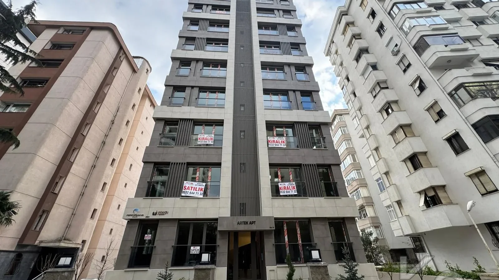 Laci̇vertcadde Erenköy'de Bağdat Cad.yakin Sifir 75m² Net 2+1