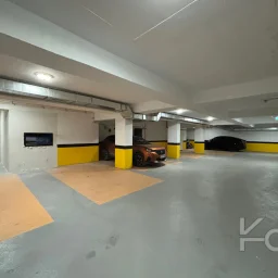 Laci̇vert Cadde Bağdat Caddesi̇ Yakini Akış Sokakta Yeni̇ Bi̇nada 3+1 90m² Net