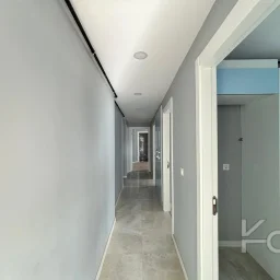 Laci̇vert Cadde Bağdat Caddesi̇ Yakini Akış Sokakta Yeni̇ Bi̇nada 3+1 90m² Net