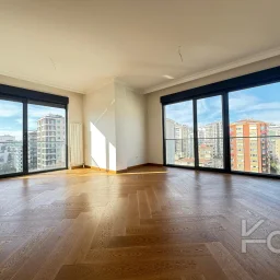 Academy Suadiye Marmaray Ve Bağdat Caddesi Yakını Balkonlu 100m2 Net 3+1