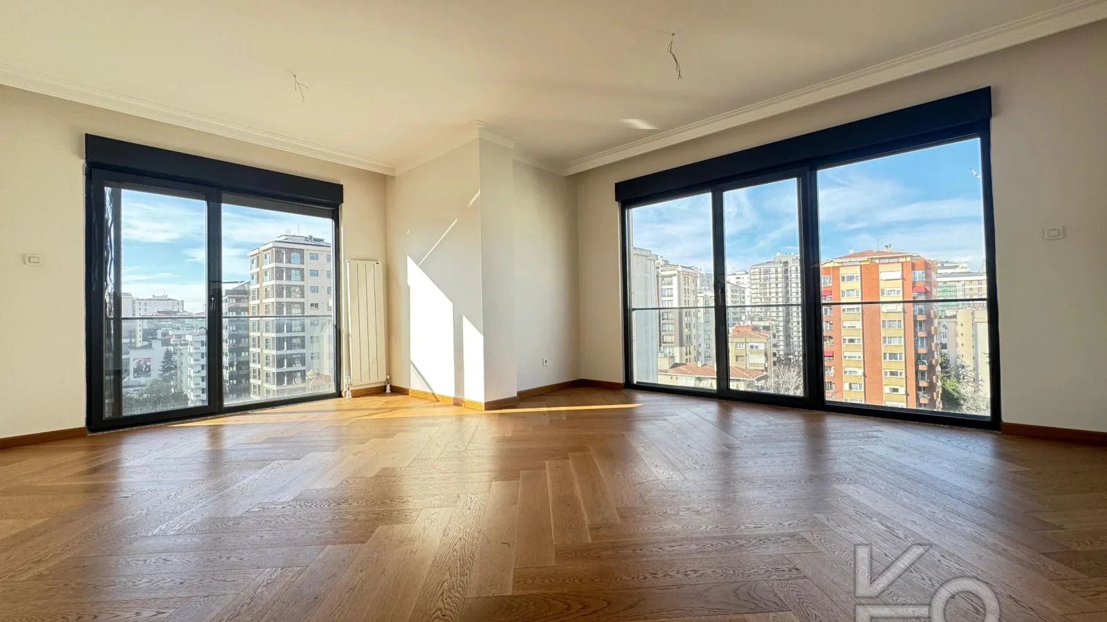 Academy Suadiye Marmaray Ve Bağdat Caddesi Yakını Balkonlu 100m2 Net 3+1