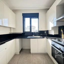 Academy Suadiye Marmaray Ve Bağdat Caddesi Yakını Balkonlu 100m2 Net 3+1