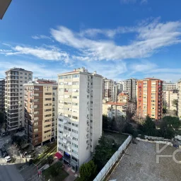 Academy Suadiye Marmaray Ve Bağdat Caddesi Yakını Balkonlu 100m2 Net 3+1