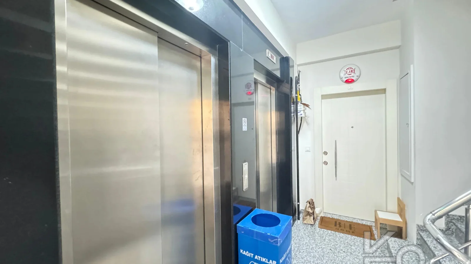 Academy Suadiye Marmaray Ve Bağdat Caddesi Yakını Balkonlu 100m2 Net 3+1
