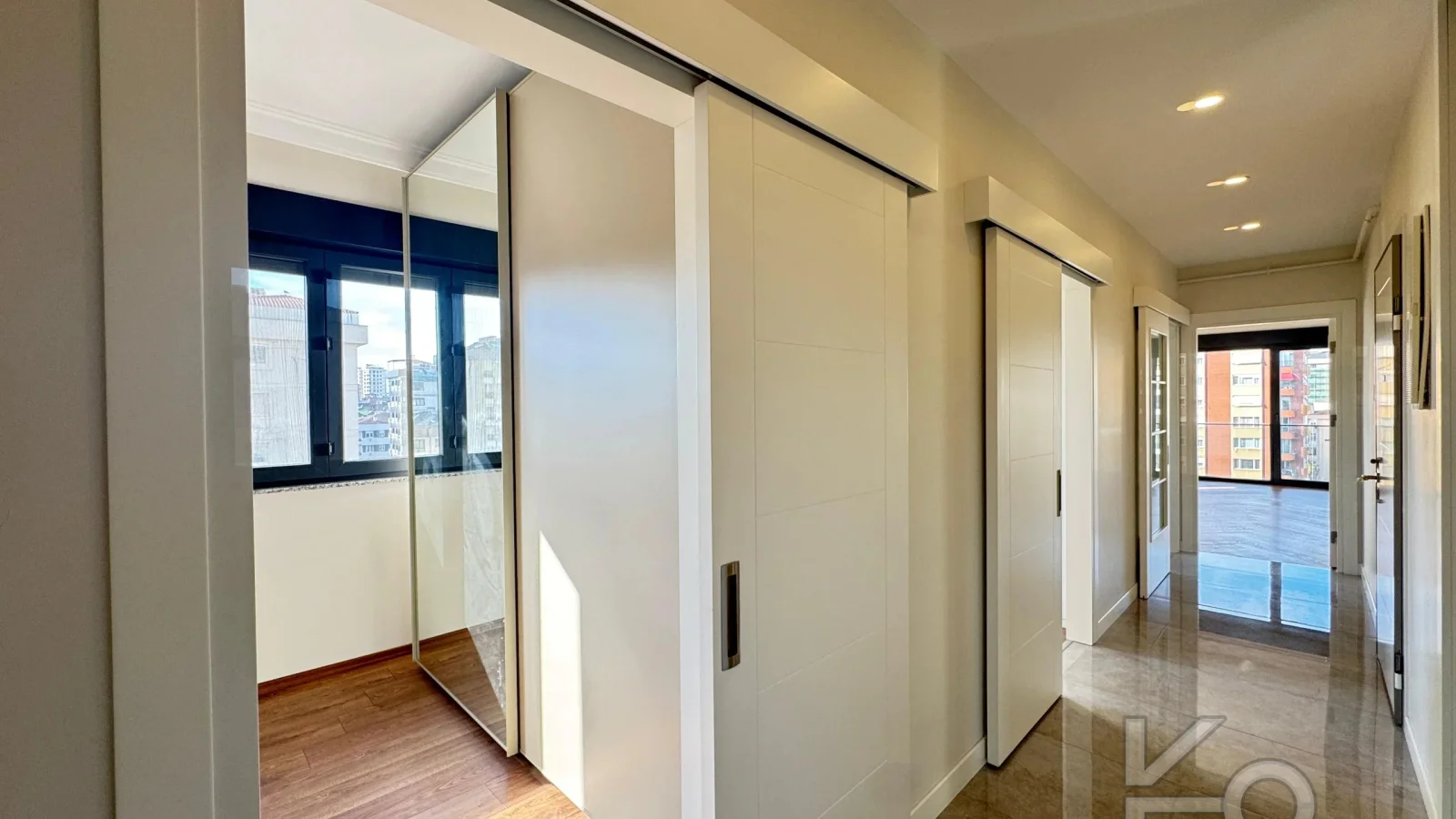 Academy Suadiye Marmaray Ve Bağdat Caddesi Yakını Balkonlu 100m2 Net 3+1