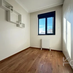 Academy Suadiye Marmaray Ve Bağdat Caddesi Yakını Balkonlu 100m2 Net 3+1