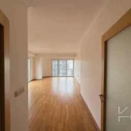 Laci̇vert Cadde Taşmektep'de 7/24 Güvenli̇k Açik Yüzme Havuzlu 100 M² 3+1