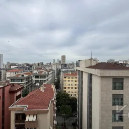 Laci̇vert Cadde Taşmektep'de 7/24 Güvenli̇k Açik Yüzme Havuzlu 100 M² 3+1