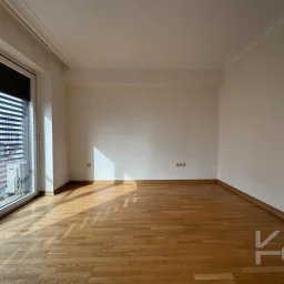 Laci̇vert Cadde Taşmektep'de 7/24 Güvenli̇k Açik Yüzme Havuzlu 100 M² 3+1